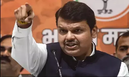 फडणवीस बोले - मैं नागपुर से ही लडूंगा विधानसभा चुनाव, दिल्ली जाने की खबरें खारिज फडणवीस बोले - मैं नागपुर से ही लडूंगा विधानसभा चुनाव, दिल्ली जाने की खबरें खारिज