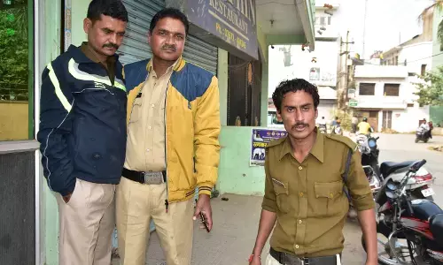 शराब पीकर हंगामा कर रहे जीआरपी के 3 पुलिसकर्मी सस्पेंड
