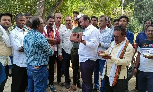 17 किसानों को थाने में बैठाया, रहा भारी तनाव