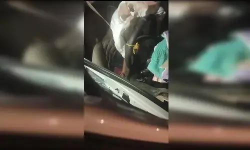 अज्ञात वाहन बोलेरो को टक्कर मार हुआ फरार, चालक की हुई मौत अज्ञात वाहन बोलेरो को टक्कर मार हुआ फरार, चालक की हुई मौत