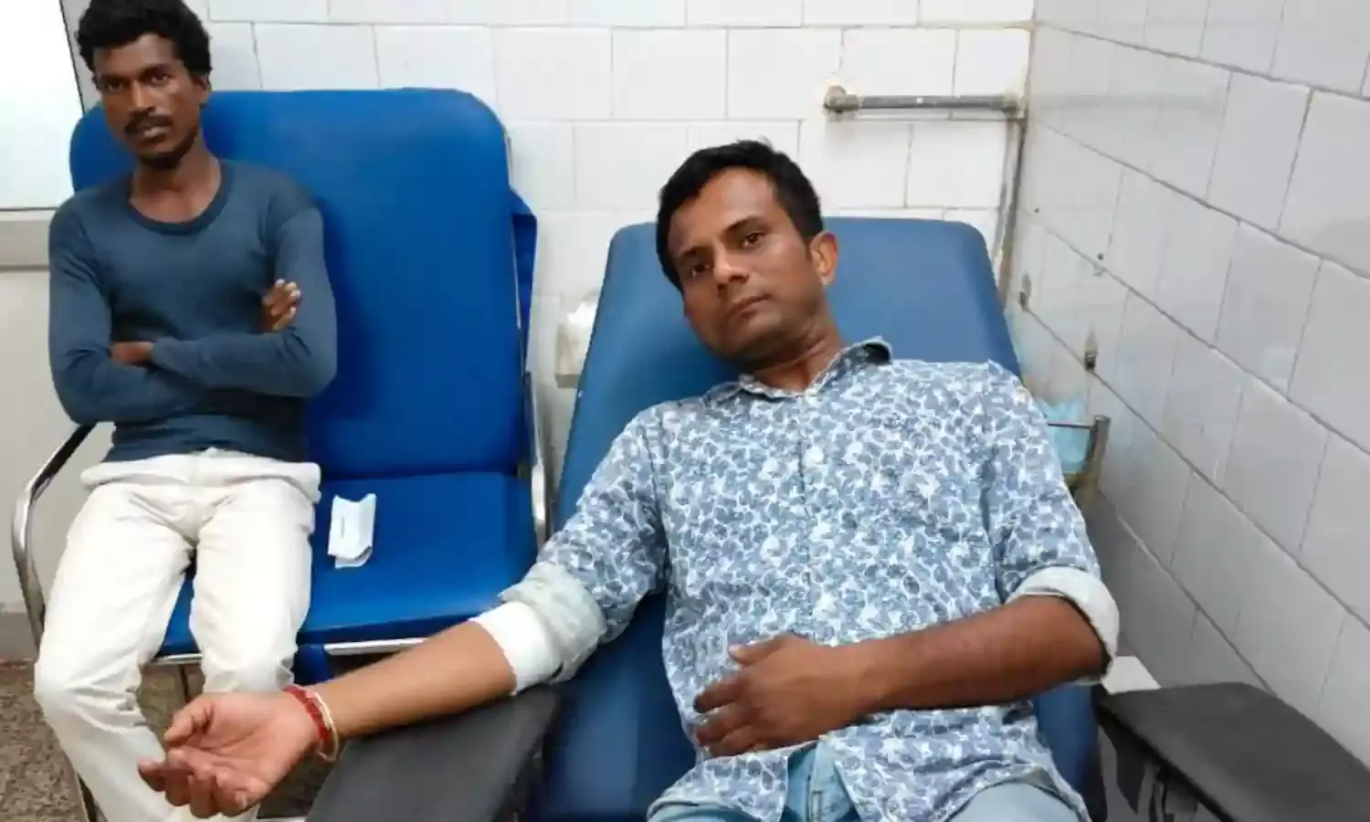 निलेश शिवहरे ने तीसरी बार रक्तदान कर बचाई व्यापारी की जान