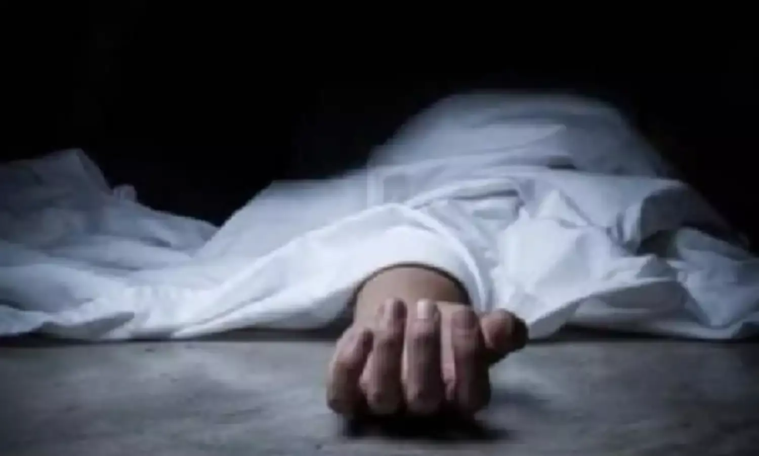 75 वर्षीय व्यक्ति ने पैरालाइज पत्नी की हत्या करने के बाद की खुदकुशी