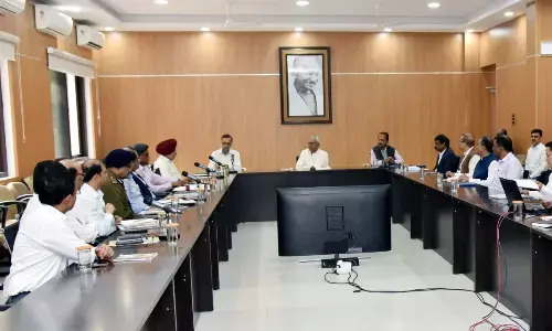 बिहार में नए आरक्षण के प्रावधानों को लागू करने के लिए नीतीश कुमार ने की उच्चस्तरीय समीक्षा बैठक, कई निर्देश दिए
