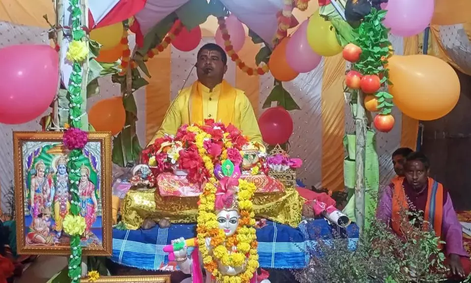 पहाडीखेरा में हो रही है श्रीमद्भागवत कथा