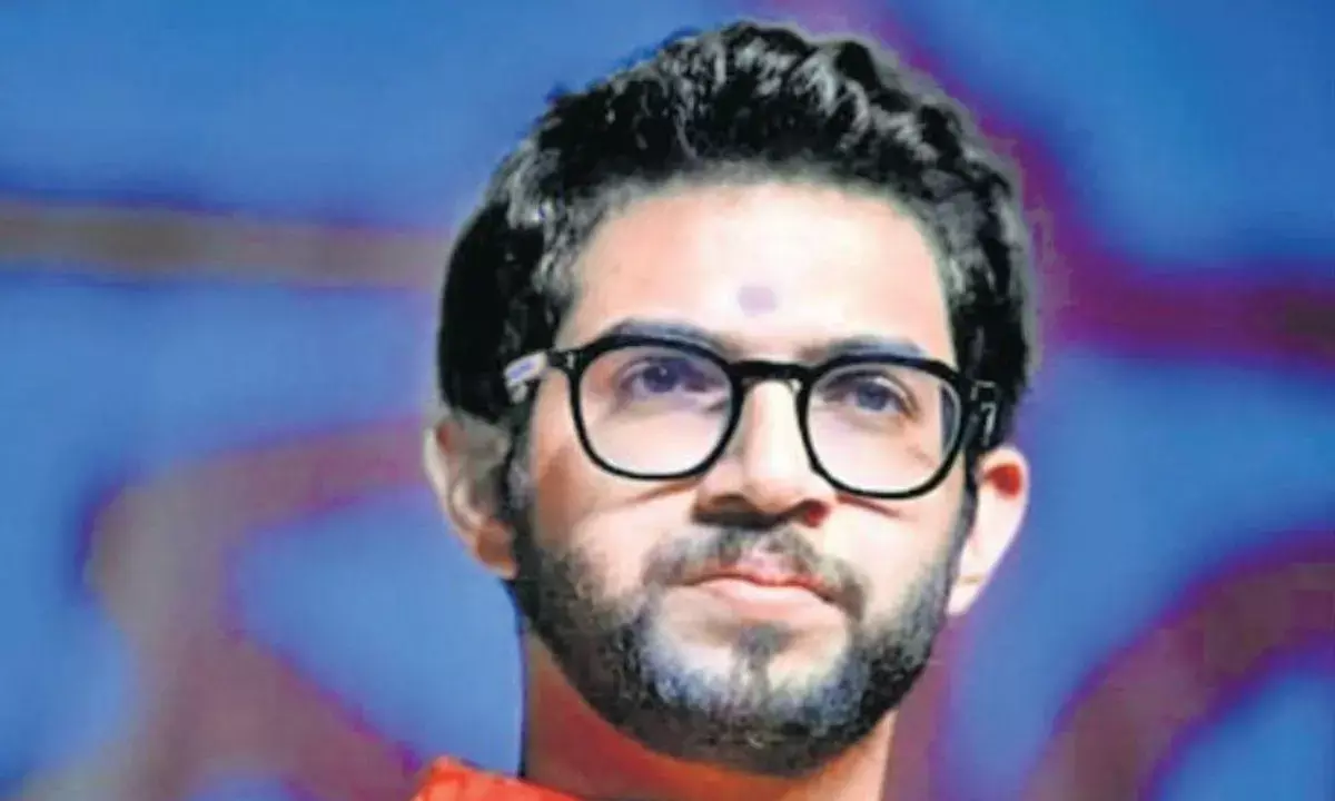 दो दिनों के कोंकण दौरे पर पहुंचे आदित्य ठाकरे