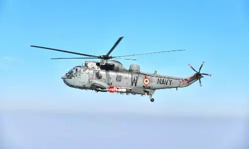 नौसेना ने हेलिकॉप्टर से किया एंटी-शिप मिसाइल का सफल परीक्षण नौसेना ने हेलिकॉप्टर से किया एंटी-शिप मिसाइल का सफल परीक्षण