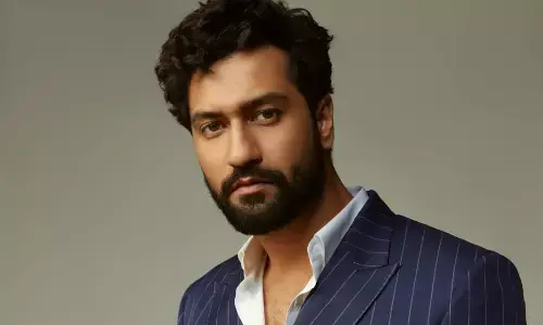 रीयल लाइफ हीरो की कहानियों से प्रभावित होते हैं विक्‍की कौशल