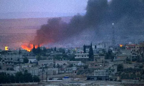 इराक में अमेरिकी हवाई हमले में 8 अर्धसैनिक लड़ाके मारे गए