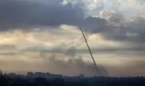 यमन के हौथी विद्रोहियों ने लंबी दूरी की मिसाइलों से किया इजराइल पर हमला यमन के हौथी विद्रोहियों ने लंबी दूरी की मिसाइलों से किया इजराइल पर हमला