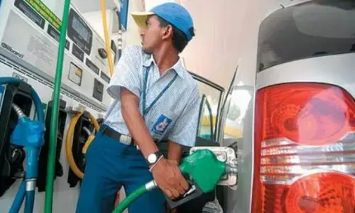 भोपाल में वाहनों को टैंक फुल कराने पर मुफ्त पीयूसी भोपाल में वाहनों को टैंक फुल कराने पर मुफ्त पीयूसी