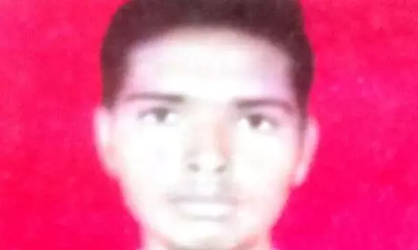 मिट्टी के ढेर में दबकर मजदूर की मृत्यु