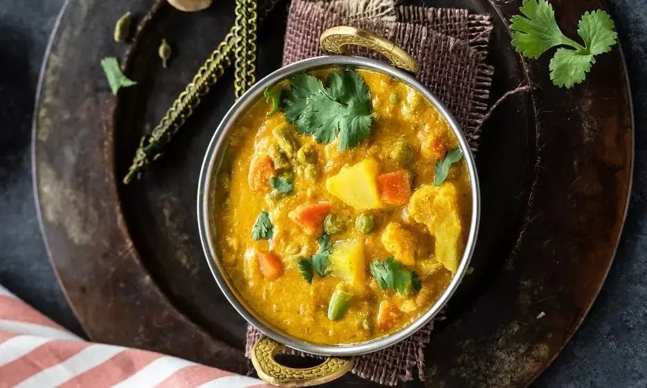 आलू कुरमा बनाकर करें अपने परिवार को खुश, इस आसेन रेसिपी से