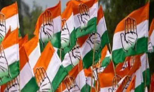 मध्य स्तर के नेतृत्व की कमी के कारण कांग्रेस की केरल इकाई में सत्ता परिवर्तन कठिन