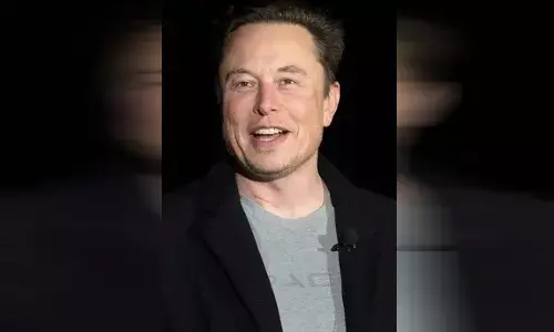 7 साल बाद पिता से मिले एलन मस्क, रो पड़ा परिवार