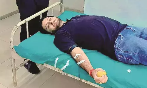 शासकीय मेडिकल कॉलेज का ब्लड बैंक संपर्क क्षेत्र के बाहर शासकीय मेडिकल कॉलेज का ब्लड बैंक संपर्क क्षेत्र के बाहर