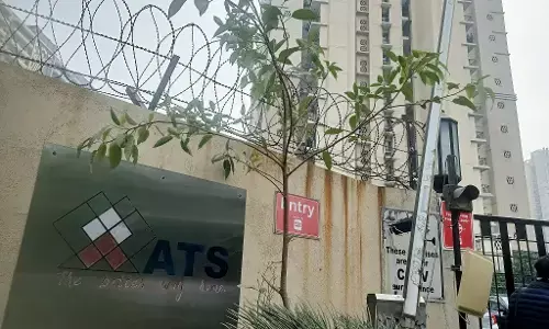 ब्वॉयफ्रेंड से मिलने के बाद मेडिकल छात्रा ने किया था सुसाइड, दूसरे टावर से कूदी थी नीचे ब्वॉयफ्रेंड से मिलने के बाद मेडिकल छात्रा ने किया था सुसाइड, दूसरे टावर से कूदी थी नीचे