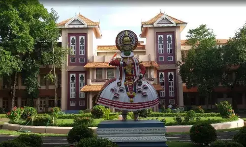 कोच्चि की CUSAT यूनिवर्सिटी में म्यूजिक कॉन्‍सर्ट के दौरान मची भगदड़, 4 स्टूडेंट्स की मौत, कई घायल