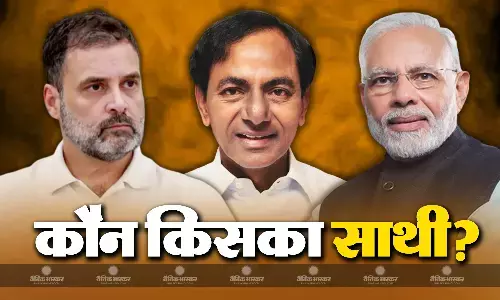 बीजेपी की स्टाइल में कांग्रेस, दोनों ही दल केसीआर पर लगा रहे है  परिवारवाद और भ्रष्टाचार के आरोप बीजेपी की स्टाइल में कांग्रेस, दोनों ही दल केसीआर पर लगा रहे है  परिवारवाद और भ्रष्टाचार के आरोप