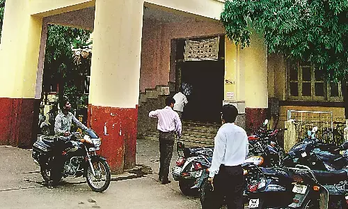 मनपा सख्त - संपत्ति कर बकाएदारों से 3 लाख वसूले