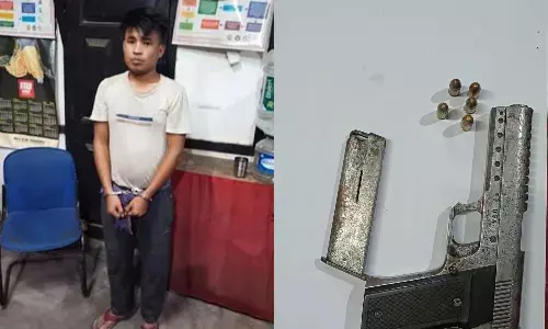 मणिपुर का उग्रवादी असम से गिरफ्तार मणिपुर का उग्रवादी असम से गिरफ्तार