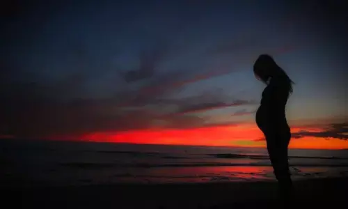 बेंगलुरु में बच्चा बेचने वाले रैकेट का खुलासा, 8 से 10 लाख रुपये में होता था सौदा बेंगलुरु में बच्चा बेचने वाले रैकेट का खुलासा, 8 से 10 लाख रुपये में होता था सौदा