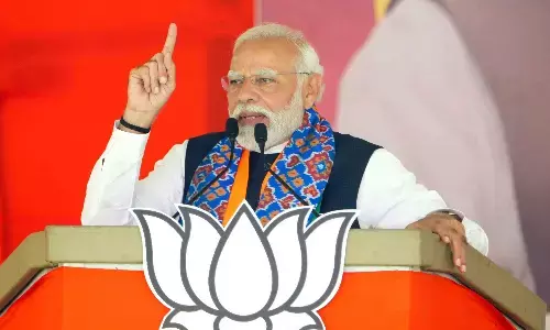 जाति जनगणना पर पीएम मोदी का पलटवार, कहा - मेरी लिए सबसे बड़ी जाति गरीब, युवा, महिलाएं और किसान जाति जनगणना पर पीएम मोदी का पलटवार, कहा - मेरी लिए सबसे बड़ी जाति गरीब, युवा, महिलाएं और किसान