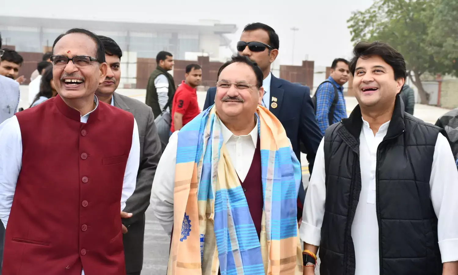 चुनावी नतीजों से पहले ग्वालियर पहुंचकर जेपी नड्डा ने शिवराज, ज्योतिरादित्य सिंधिया और नरोत्तम मिश्रा के साथ की बैठक