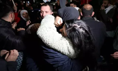 गाजा से छह और बंधक रिहा : इजरायली सेना