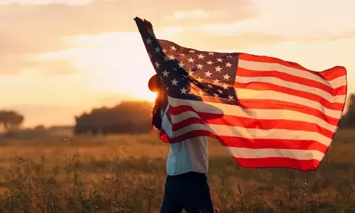 अमेरिका में बसी 15 प्रतिशत आबादी आप्रवासी अमेरिका में बसी 15 प्रतिशत आबादी आप्रवासी