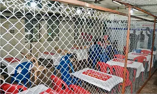 बारिश ने बदलीं व्यवस्थाएँ, कॉरिडोर तक होगा वॉटरप्रूफ बारिश ने बदलीं व्यवस्थाएँ, कॉरिडोर तक होगा वॉटरप्रूफ