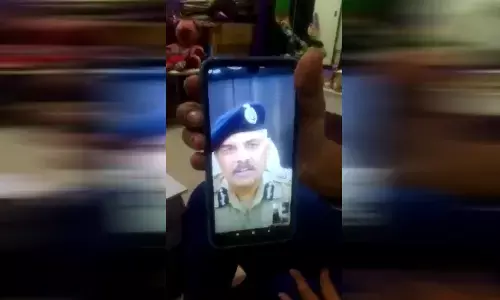 यूपी में पहली बार डीपफेक से जालसाजों ने बुजुर्ग से की ठगी, एडीजी बनकर धमकाया