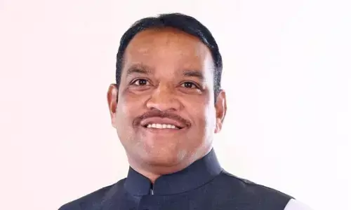 अजित पवार की घोषणा से मावल के सांसद श्रीरंग बारणे को मिली राहत अजित पवार की घोषणा से मावल के सांसद श्रीरंग बारणे को मिली राहत