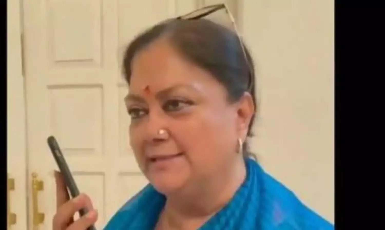 क्या नतीजे से पूर्व निर्दलीय विधायक को साधने की कोशिश कर रही हैं राजस्थान की पूर्व सीएम वसुंधरा राजे? जानें वायरल वीडियो का सच