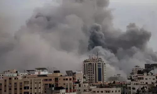 युद्धविराम समाप्त होने के बाद गाजा पर इजरायली हवाई हमलों में 100 से ज्यादा लोग मारे गए : हमास