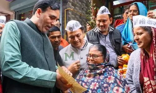 आप ने दिल्ली में शुरू किया मैं भी केजरीवाल अभियान आप ने दिल्ली में शुरू किया मैं भी केजरीवाल अभियान