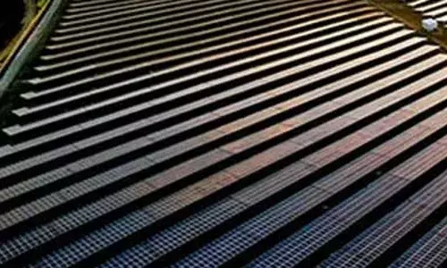 दुनिया को जलवायु लक्ष्य हासिल करने के लिए नवीकरणीय क्षमता को तीन गुना करना होगा