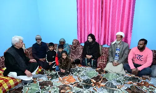 आतंकवादियों, आतंकवाद को सहायता देने वालों के खिलाफ अभियान तेज करेंगे: जम्मू-कश्मीर के एलजी मनोज सिन्हा