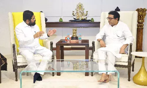 मराठी साइन बोर्ड न लगाने वालों के खिलाफ सख्ती से निपटे सरकार मराठी साइन बोर्ड न लगाने वालों के खिलाफ सख्ती से निपटे सरकार