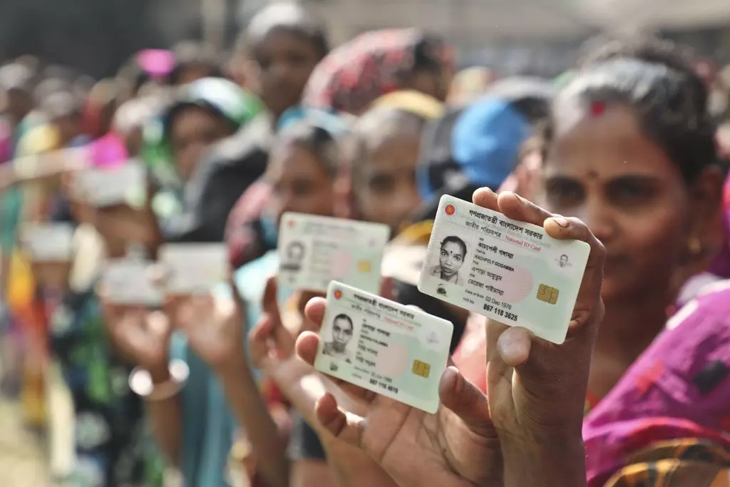 हिंसक विरोध प्रदर्शनों के बीच, बांग्लादेश चुनाव राजनीतिक मतभेदों को कर सकते हैं और गहरा हिंसक विरोध प्रदर्शनों के बीच, बांग्लादेश चुनाव राजनीतिक मतभेदों को कर सकते हैं और गहरा