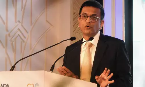 सीजेआई डीवाई चंद्रचूड़ बोले, सरकार को कमजोर आबादी का पक्ष लेना चाहिए सीजेआई डीवाई चंद्रचूड़ बोले, सरकार को कमजोर आबादी का पक्ष लेना चाहिए