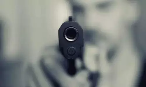 मणिपुर बैंक लूट मामले में पुलिस को दो दिन बाद भी कोई सुराग नहीं मिला, तलाशी जारी मणिपुर बैंक लूट मामले में पुलिस को दो दिन बाद भी कोई सुराग नहीं मिला, तलाशी जारी