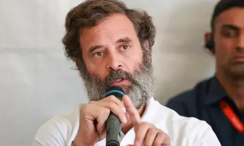 विधानसभा चुनाव के नतीजों पर राहुल गांधी की पहली प्रतिक्रिया, बोले - जनादेश विनम्रतापूर्वक स्वीकार, कमलनाथ और अशोक गहलोत ने ऐसे किया रिएक्ट