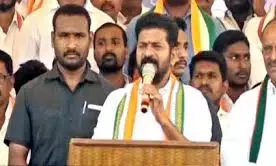 कांग्रेस ने तेलंगाना में सरकार बनाने का दावा पेश किया कांग्रेस ने तेलंगाना में सरकार बनाने का दावा पेश किया