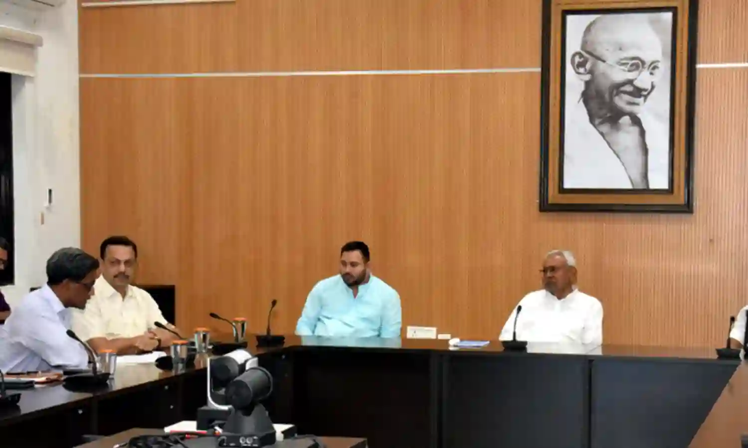 कर्नाटक में बिहार के 7 मजूदरों की मौत पर राज्यपाल, मुख्यमंत्री दुखी, 2-2 लाख रुपए मुआवजा का ऐलान
