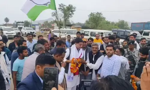गहलोत के ओएसडी के बयान पर चर्चा करना पार्टी के लिए जरूरी गहलोत के ओएसडी के बयान पर चर्चा करना पार्टी के लिए जरूरी
