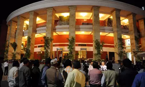 किसानों की मांगों को लेकर 11 दिसंबर को विधान भवन का घेराव करेगी कांग्रेस किसानों की मांगों को लेकर 11 दिसंबर को विधान भवन का घेराव करेगी कांग्रेस