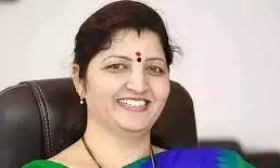 महिला आयोग अध्यक्ष रूपाली चाकणकर पर विवादित पोस्ट, मामला दर्ज महिला आयोग अध्यक्ष रूपाली चाकणकर पर विवादित पोस्ट, मामला दर्ज