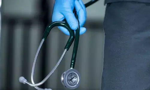 इटली में प्रस्तावित पेंशन कटौती के ख़िलाफ़ डॉक्टरों की हड़ताल