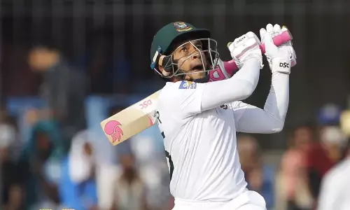 ऑब्स्ट्रक्टिंग द फील्‍ड नियम के तहत आउट होने वाले पहले बांग्लादेशी बने मुशफिकुर