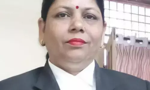 सड़क हादसे में महिला अधिवक्ता की मौत, पति घायल